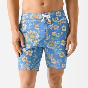 MEDIUM JOHNNIE-O MEN'S BRESLIN SWIM TRUNK IN COLOR BIARRITZ
